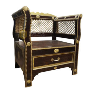 Antique style Royal Chair